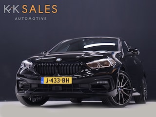 BMW 118i Executive Edition [ADAPTIVE CRUISE, SPORT LINE, APPLE CARPLAY, ANDROID, STOELVERWARMING, LED, PDC V+A, CLIMATE CONTROL, NAVIGATIE, PRIVACY GLASS, DAB, BLUETOOTH, NIEUWSTAAT]