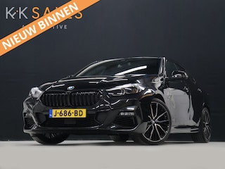 BMW 218i High Executive Edition M Sport [APPLE CARPLAY, ANDROID, STOELVERWARMING, ADAPTIVE LED, VOL LEDER, DIGITAL DASH, PDC V+A, DRIVING ASSISTANT, CRUISE CONTROL, GROOT NAVIGATIE, CLIMATE CONTROL, NIEUWSTAAT]