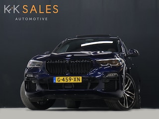 BMW X5 xDrive45e M Sport High Executive [PANORAMADAK, SKYLOUNGE, HARMAN/KARDON, HEAD-UP, LUCHTVERING, ADAPTIVE LED, APPLE CARPLAY, ANDROID, MEMORY SEATS, STOELVERWARMING, VOL LEDER, SOFT CLOSE, ELEKTRISCHE ACHTERKLEP, 360 CAMERA