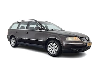 Volkswagen Passat Variant 1.6 Athene *AIRCO | CRUISE | PDC | COMFORTSEATS | TOWBAR | RADIO-CD |  15''ALU*