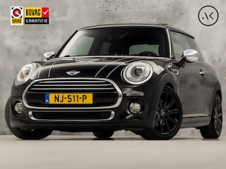 Mini Cooper 3-deurs 1.5 Chili Automaat 136Pk (PANORAMADAK, GROOT NAVI, LEDER, UNION JACK ACHTERLICHTEN, STOELVERWARMING, SPORTSTOELEN, GETINT GLAS, PARKEERSENSOREN, NIEUWSTAAT)