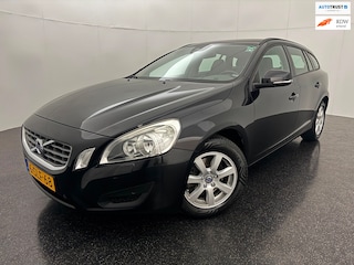 Volvo V60 1.6 T3 Momentum Dealer onderhoud