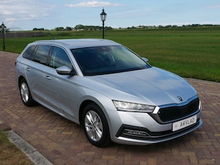 Skoda Octavia Combi 2.0 TDI AMBITION LED NAVI CAMERA