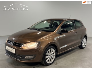 Volkswagen Polo 1.2 Easyline | Panoramadak | Apple CarPlay | Nieuwe APK