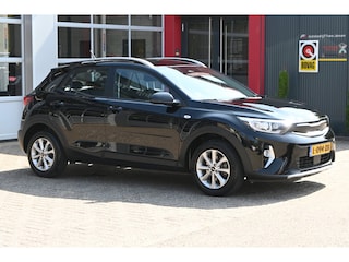 Kia Stonic 1.0 T-GDi MHEV DynamicLine | Trekhaak | Apple CarPlay | Airco | Camera