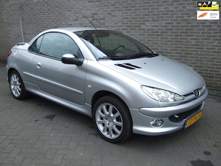 Peugeot 206 CC 2.0-16V Cabrio - Airco - Leder -