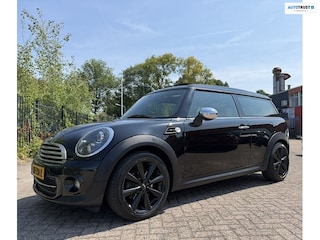 Mini Clubman 1.6 Cooper Chili/Black on Black/Pano/Half Leder/Bi-Xenon/Stoelverwarming/Cruise/Airco