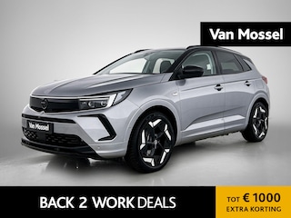 Opel Grandland 1.6 Turbo Plug-In Hybrid 4x4 GSe | Camera | Navigatie | 300pk!