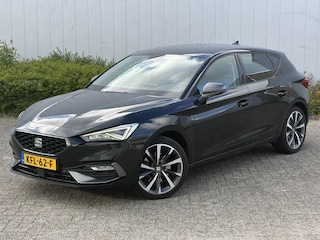 Seat Leon Sportstourer 1.4 eTSI FR DSG | Automaat | Klima | Dodehoek | Sfeer