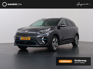 Kia Niro e-Niro DynamicPlusLine 64 kWh | Panoramadak | Stoel/Stuurwielverwarming | Adaptieve Cruise Control | Keyless Go | LED Koplampen |