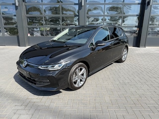Volkswagen Golf 1.5 eTSI Life Edition Sfeerverlichting / Carplay