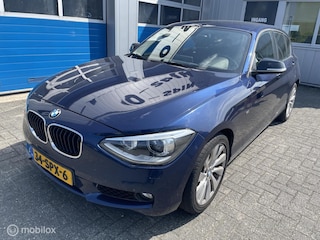 BMW 116i Business Urban Line Xenon-17''-Navi-Trekh.