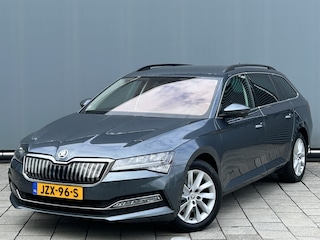 Skoda Superb Combi BWJ 12-2020 | 1.4TSI iV 218PK SPORT BUS. AUTOMAAT | CLIMA | STOELVERW | SPORTSTOELEN | PRIVACY GLASS | CARPLAY | NAVI | CAMERA A |