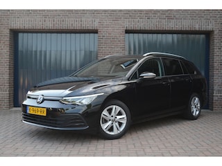 Volkswagen Golf Variant 1.0 TSI Life | Trekhaak | Virtual | Adaptive Cruise | NAP