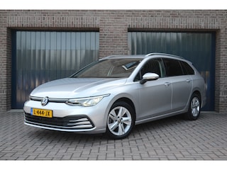 Volkswagen Golf Variant 1.0 TSI Life | Trekhaak | Camera | Stoelverwarming | NAP