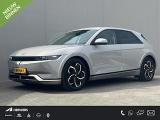 Hyundai Ioniq 5 Connect 77.4 kWh / Fabrieksgarantie tot 05-2028 / Accu SoH 100 % / 1.600 kg trekgewicht / WLTP 507 km stad 710 km / CCS snel laden / Elektr. stoelen & klep / Stuur-, stoel- en achterbankverwarming / 19" LM wielen /