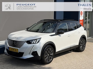 Peugeot 2008 EV GT Pack 50 kWh | Schuif-Kanteldak | Stoelverwarming | FULL LED koplampen | Achteruitrij-Camera | Adaptieve Cruise control |  Alcantara Bekleding |  Navigatie en Apple caprplay en Android auto |