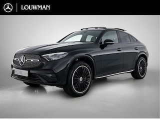 Mercedes-Benz GLC 400e 4MATIC Business Solution AMG | Premium Plus | Nightpakket | Winterpakket | Trekhaak | Panoramaschuifdak | 360° camera | URBAN GUARD Plus | Treeplanken in aluminiumlook | Middenconsole metaalstructuur | Burmester® 3D surround sound systeem |