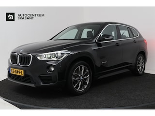 BMW X1 SDrive18i Centennial Executive (CAMERA, NAVIGATIE, HEAD-UP DISPLAY, DEALER ONDERHOUDEN)