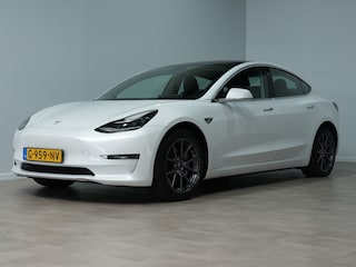 Tesla Model 3 Long Range AWD 75 kWh / 1e Eigenaar! / Trekhaak / Panoramadak Lings bak