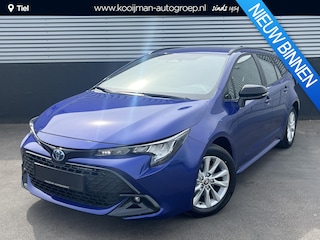 Toyota Corolla Hybrid 140 Active automaat Voorraad voordeel 4.245,- Nieuw uit voorraad Leverbaar, incl AppleCarPlay/AndroidAuto, LM velgen, Parkeercamera, Climate control, Adaptieve Cruise control