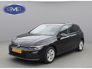 Volkswagen Golf 1.0 eTSI AUTOMAAT Life, achteruitrijcamera, navigatie, sfeerverlichting, climaat, 1 e eigenaar, NL auto met nap