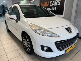 Peugeot 207 1.6 VTi XS | Nieuwe APK | Automaat | Airco | PDC