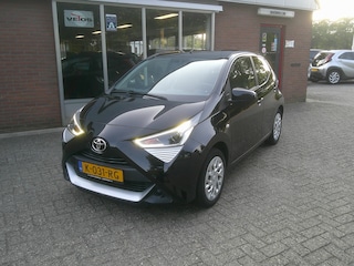 Toyota Aygo 1.0 VVT-i x-play