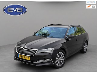 Skoda Superb Combi 1.4 TSI iV AUTOMAAT Business Edition Sport, digitaal cockpit, electrisch bedienbare trekhaak