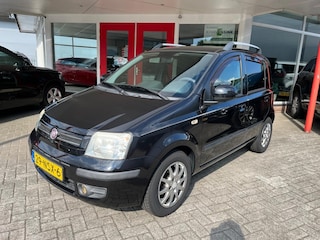 Fiat Panda 1.2 69PK Nieuwe APK AIRCO  NIEUWE DISTRIBUTIERIEM