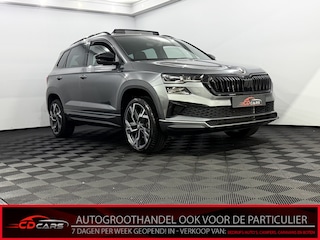 Skoda Karoq 1.5 TSI ACT Sportline Business Panoramadak, Navi, Parkeersensoren, Cruise control, Keyless start, Stoel/stuurverwarming, A start stop .