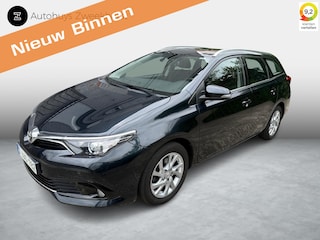 Toyota Auris Touring Sports 1.2T Aspiration 1e Eigenaar | Cruise Control | Achteruitrijcamera | Climate Control | Slechts 76.319 km!