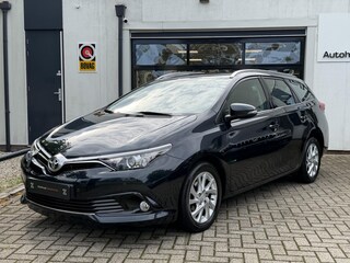 Toyota Auris Touring Sports 1.2T Aspiration 1e Eigenaar | Cruise Control | Achteruitrijcamera | Climate Control | Slechts 76.319 km!