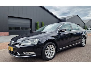 Volkswagen Passat 1.4 TSI Highline BlueMotion PSENSOR CRUISE 2 X SLEUTELS