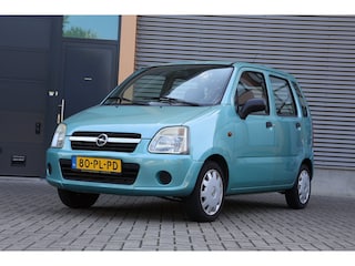 Opel Agila 1.2-16V Essentia