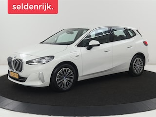 BMW 2-serie Tourer 225 e xDrive Luxury Line | SOH 91,6% | Leder | Carplay | Navigatie | Sfeerverlichting | Cruise control | Climate control | Camera | Park assist |