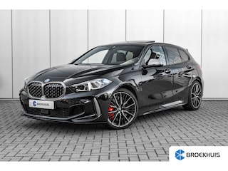 BMW M135i xDrive High Executive 306 PK | Panoramadak | Harman Kardon | Geheugen Stoelen | Stuurverwarming