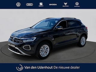 Volkswagen T-Roc 1.5 TSI Life Business 150pk | Navi | Climatronic | App Connect | Verwarmde stoelen |