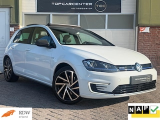 Volkswagen Golf 1.4 TSI GTE/PANO/PARKS/LEER/STOELV/APK/NAP