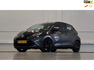 Toyota Aygo 1.0i VVT-i x-play Camera LM velgen 5drs LM Velgen