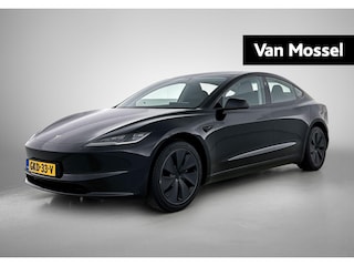 Tesla Model 3 RWD 60 kWh | WORDT VERWACHT | 1E EIGENAAR | PANORAMADAK | 360 CAMERA | ELEKTRISCHE KOFFERKLEP | NAVIGATIE | STOELVERWARMING | CLIMATE CONTROL | ADAPTIVE CRUISE CONTROL | FSD 4 |