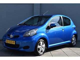 Toyota Aygo 1.0-12V Comfort Navigator Automaat 68pk | Dealer onderhouden | Airco | Elektrische ramen voor |