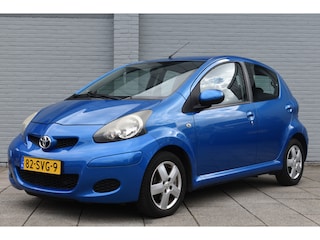 Toyota Aygo 1.0-12V Comfort Navigator Automaat 68pk | Dealer onderhouden | Airco | Elektrische ramen voor |