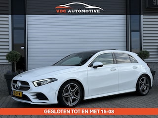 Mercedes-Benz A-klasse 180 AMG Pano | LED | Stoelverwarming | DAB | Widescreen | Privacyglas | Dealer Onderhouden