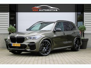 BMW X5 xDrive45e m Sport Manhattan | Trekhaak | Laser | Comfort Access | 22 " Zwart | HeadUp | DealerOnderhouden | BTW | Onderhoudscontract | 93 Procent Accucapaciteit SOH