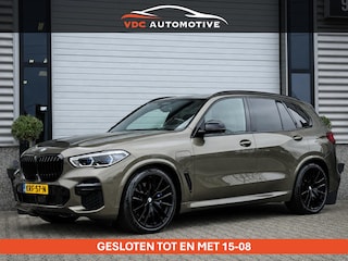 BMW X5 xDrive45e m Sport Manhattan | Trekhaak | Laser | Comfort Access | 22 " Zwart | HeadUp | DealerOnderhouden | BTW | Onderhoudscontract | 93 Procent Accucapaciteit SOH