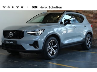 Volvo XC40 B4 Plus Dark | Elektrisch Verstelbare Voorstoelen | Stoel & Stuurverwarming | Adaptieve Cruise Control met Pilot Assist | Dodehoekwaarschuwing | Trekhaak |