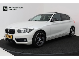 BMW 118i High Executive Sport-Line (SCHUIF/KANTELDAK, GROOT-NAVIGATIE, STOELVERWARMING, SPORTSTOELEN, HARMAN KARDON)