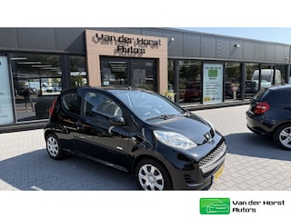 Peugeot 107 1.0-12V Millesim 200 airco