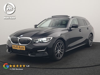 BMW 3-serie Touring 330e Luxury Line PHEV 293pk Dealer O.H. | Trekhaak Af Fabriek | Panodak | 360 Camera | Lederen Sportstoelen Memory & Verwarmd | Keyless | Blis | Sfeerverlichting | Apple Carplay | Navigatie | DAB | Plug In Hybrid |